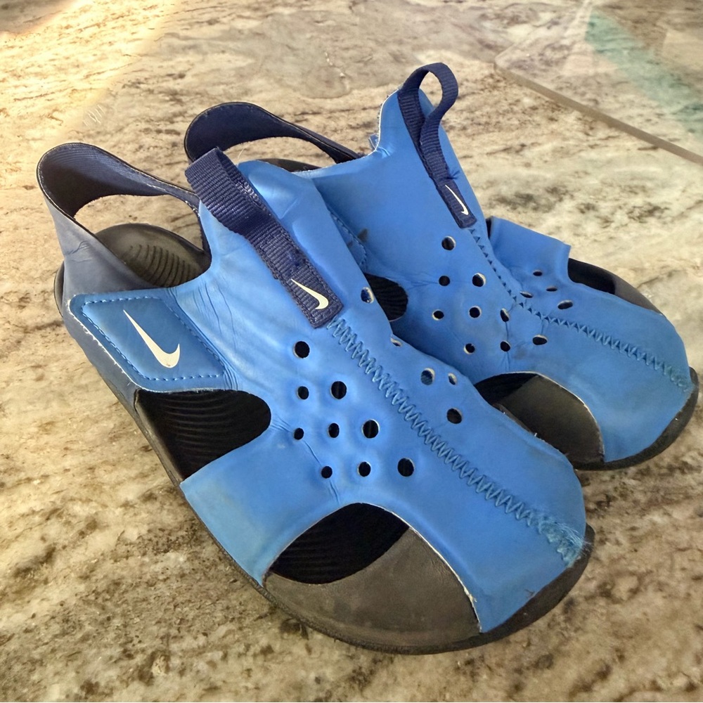 Nike Sunray Protect Toddler Size 12